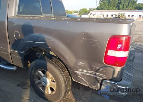 2004 Ford F-150 Lariat/Xlt из США, поврежденный, VIN 1FTRX12514KC71595